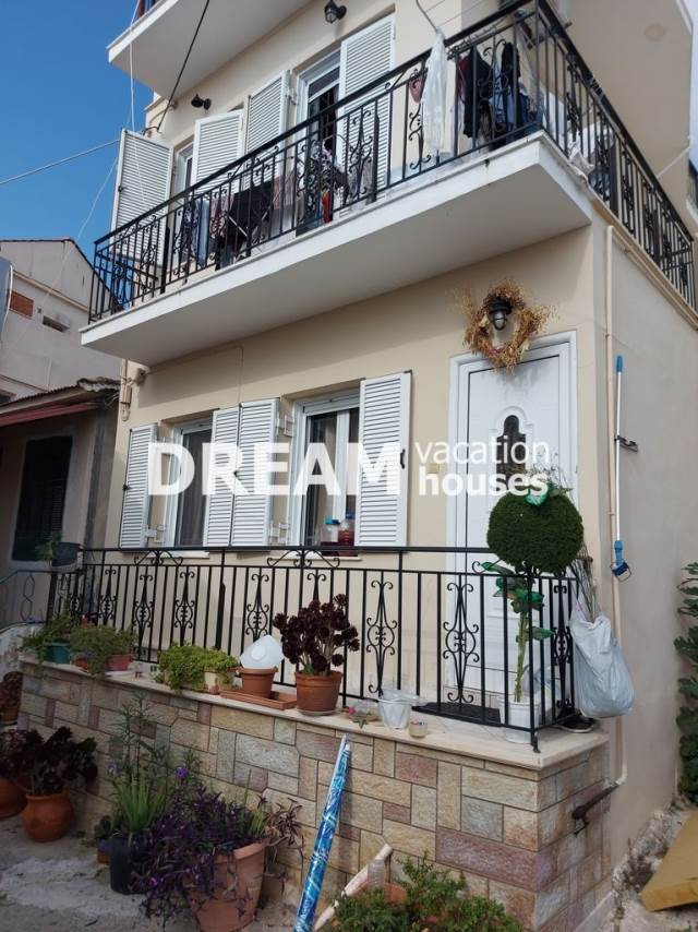 (Verkauf) Wohnung/Residenz Einzelhaus  || Zakynthos (Zante)/Zante Chora - 110 m², 2 Schlafzimmer, 155.000€ 