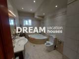 slide1 thumbnail