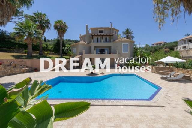 (For Sale) Residential Detached house || Zakynthos (Zante)/Zante Chora - 592 Sq.m, 5 Bedrooms, 1.100.000€ 