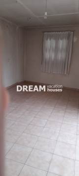 slide1 thumbnail